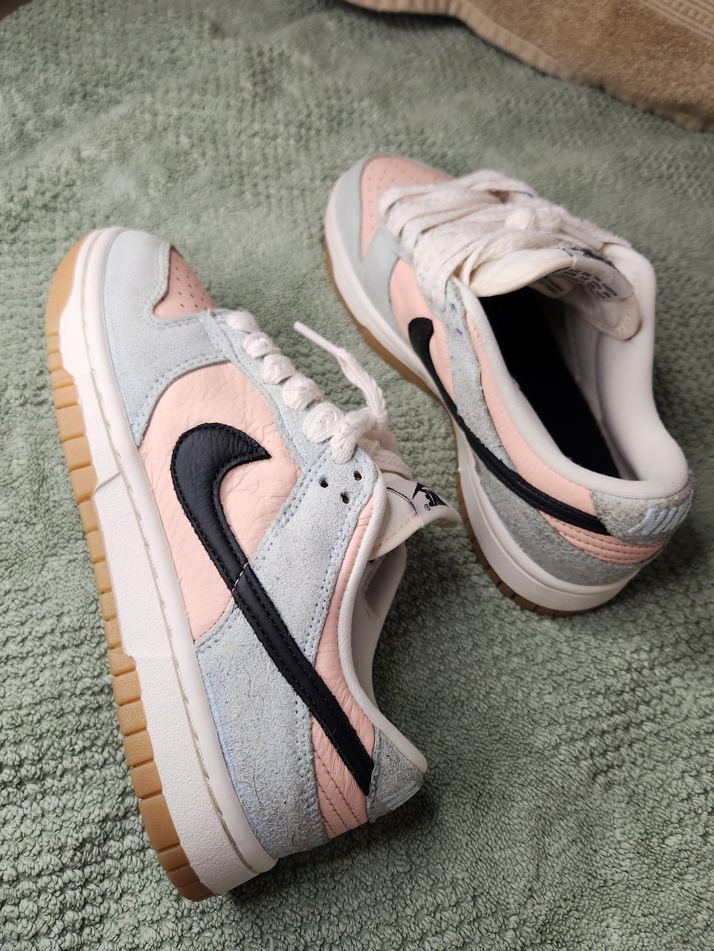 Nike Dunk Low-Top Sneakers in Women Pink/Gray with Black Swoosh Size 6.5